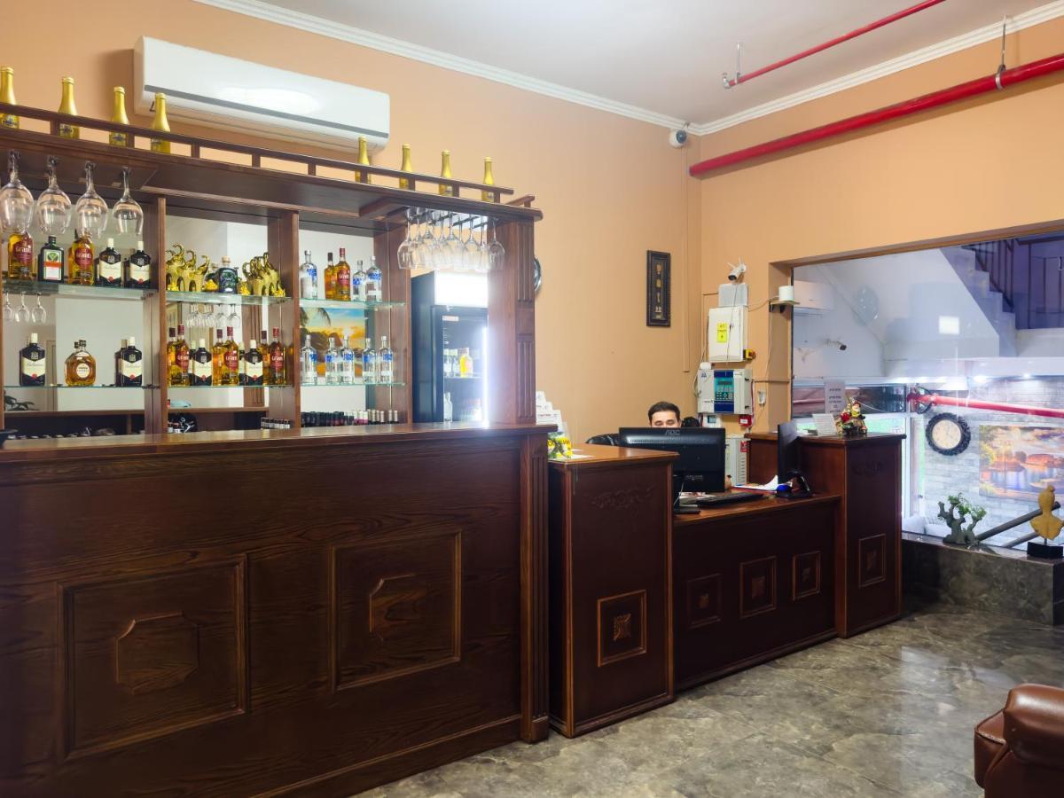 Laguardia Hotel Tel Aviv Esterno foto