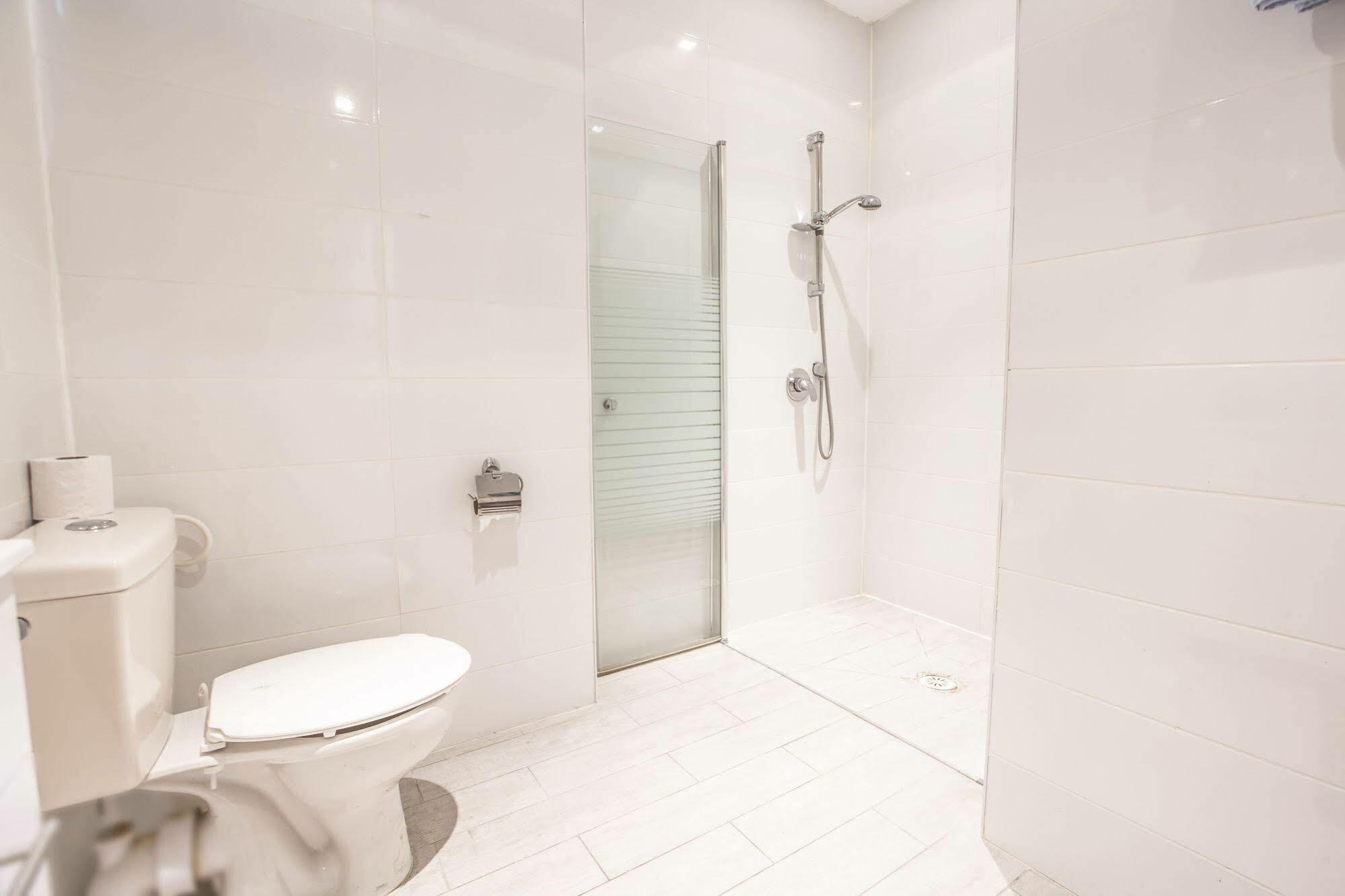 Laguardia Hotel Tel Aviv Esterno foto